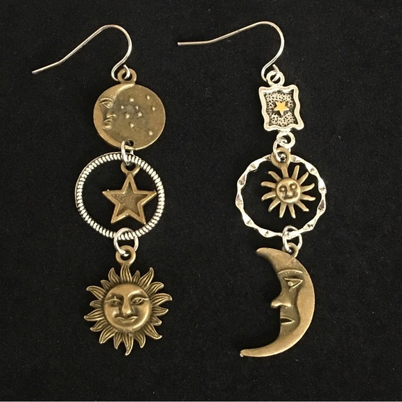 Celestial Sun Moon Face Retro Bohemian Style Dangle Earrings - Picture 2 of 7
